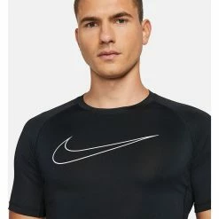 Beste recensies van ❤️ Nike Pro Shortsleeve 🥰 -adidas shop 128265 3 5